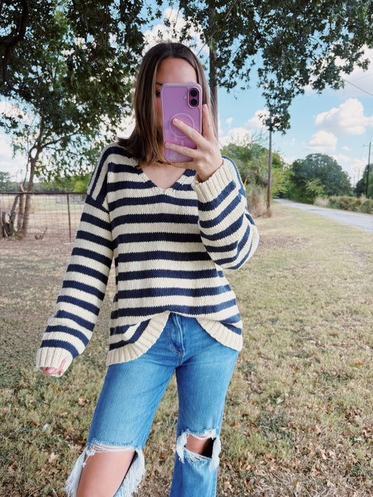 AUTUMN SKIES OVERSIZED TOP